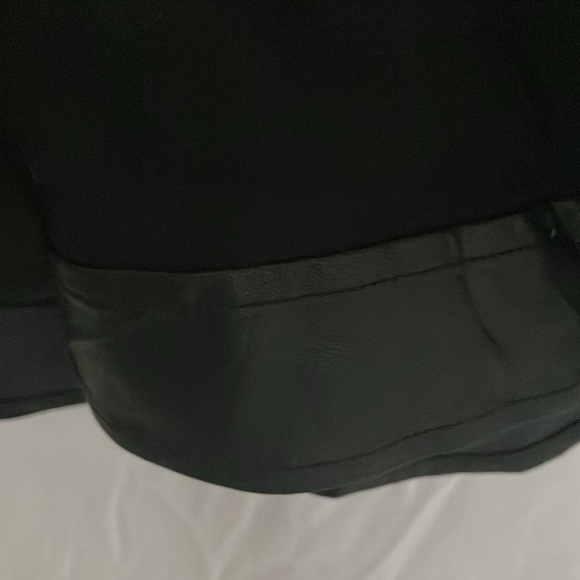 Banana Republic: Black Tank Top- faux leather sides & bottom- zip back- S - Picture 5 of 13